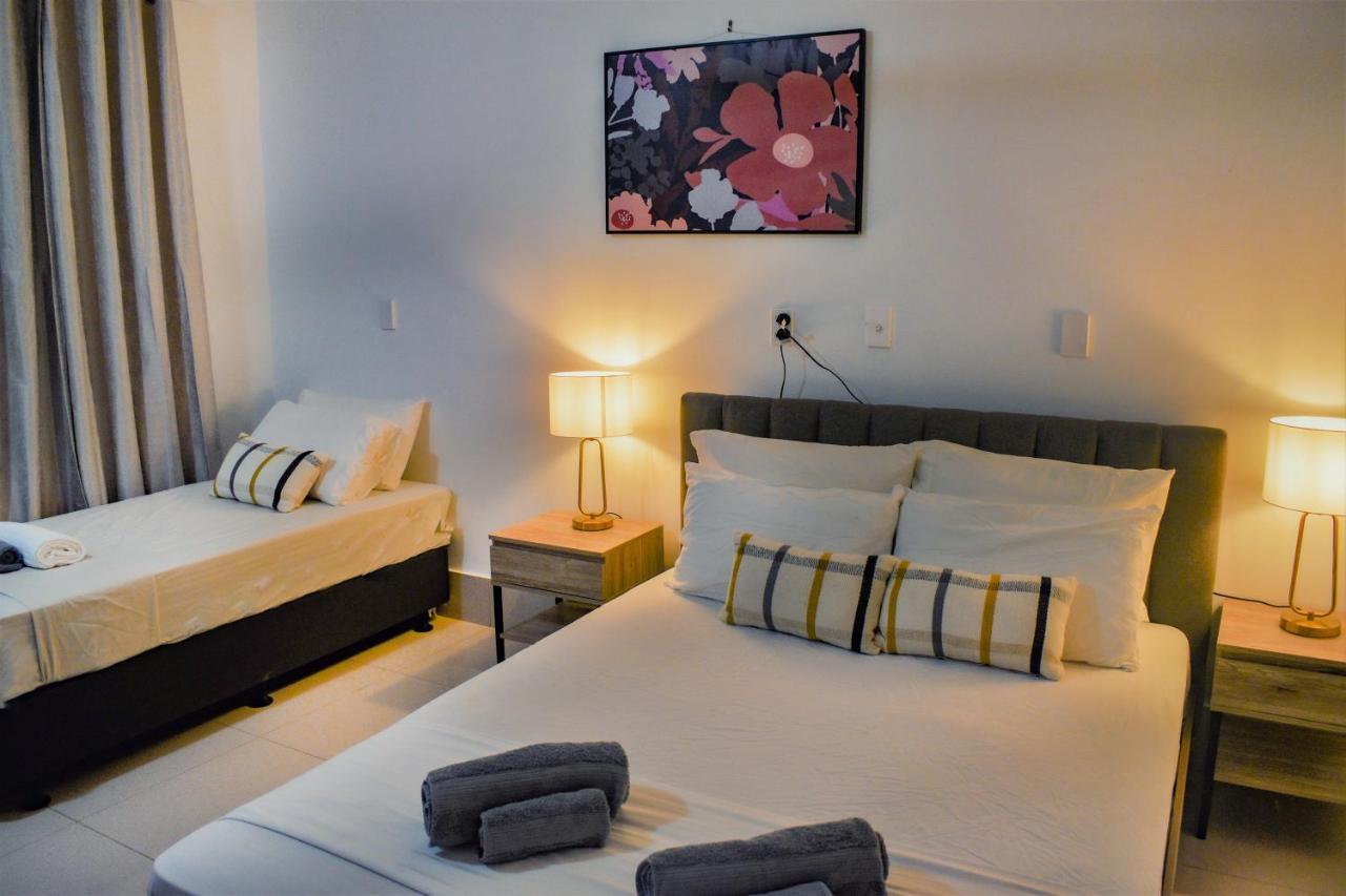 K - Town Hotel Кэтрин Экстерьер фото
