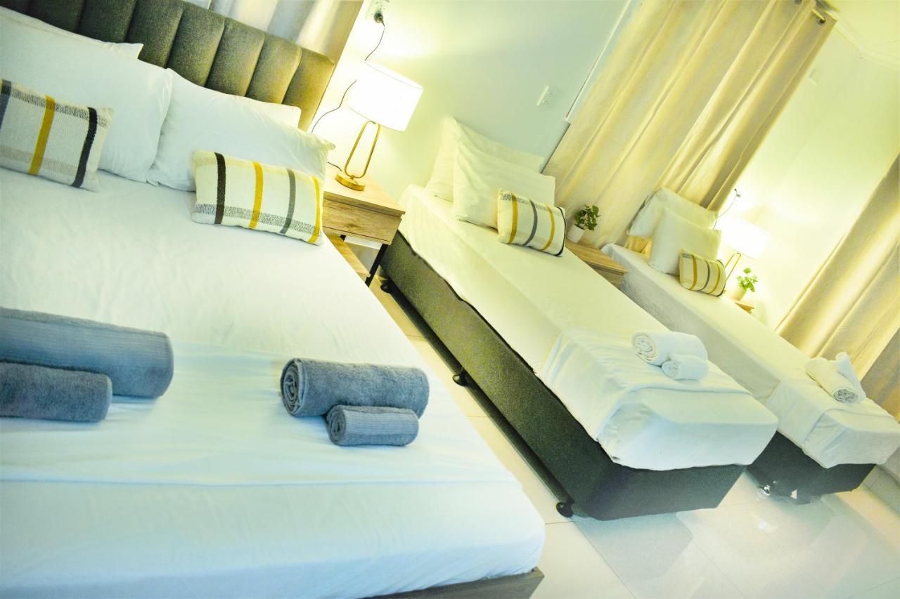 K - Town Hotel Кэтрин Экстерьер фото