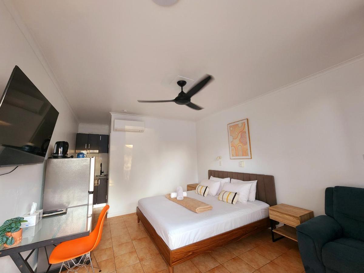 K - Town Hotel Кэтрин Экстерьер фото